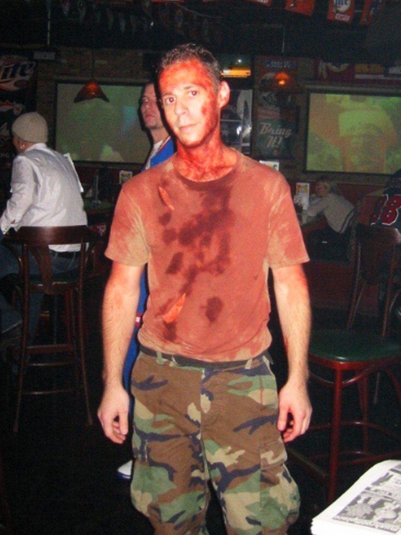 DJ KenThePartyMan FUBAR Nights photo 2 - fubarnights.com South Florida nightclub party