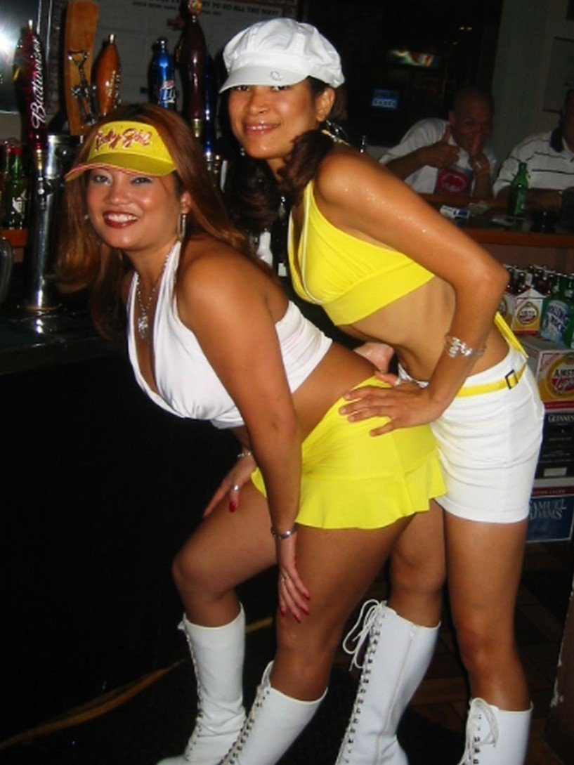 DJ KenThePartyMan FUBAR Nights photo 9 - fubarnights.com South Florida nightclub party