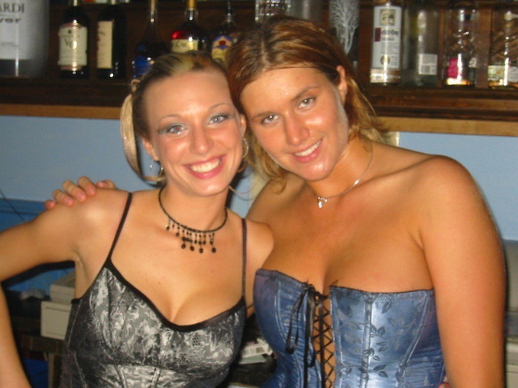 DJ KenThePartyMan FUBAR Nights photo 101 - fubarnights.com South Florida nightclub party