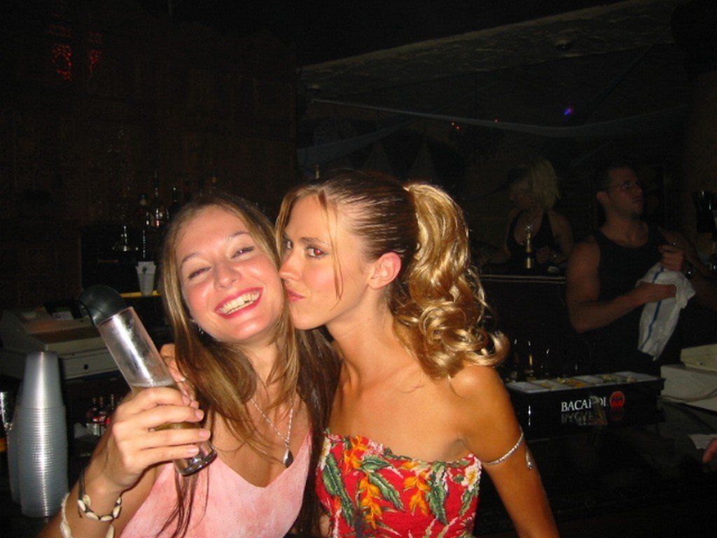 DJ KenThePartyMan FUBAR Nights photo 137 - fubarnights.com South Florida nightclub party