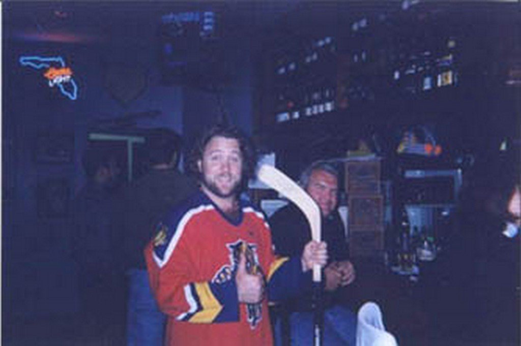 DJ KenThePartyMan FUBAR Nights photo 204 - fubarnights.com South Florida nightclub party